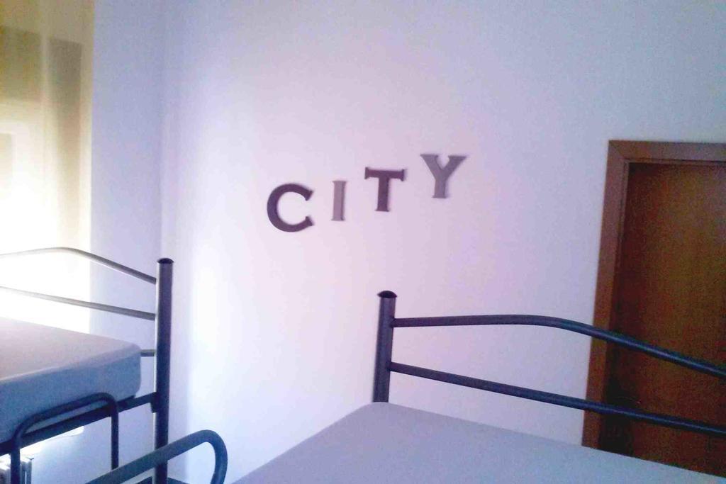 Albergue Internacional De Teruel City Backpackers Szoba fotó